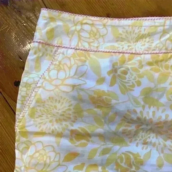 Ll Bean Yellow Floral skirt with pink stitching 100% cotton size 14 - Picture 4 of 11